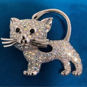 Cat brooch signed Butler Fifth Avenue Collection Crystal Rhinestones SilverPlate